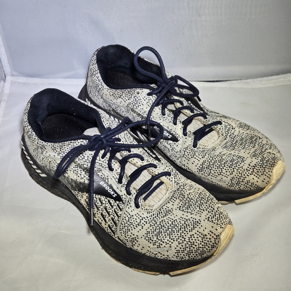 Brooks Adrenaline GTS 21 Shoes Womens Size 8.5 Gray Running Sneakers‎ Support